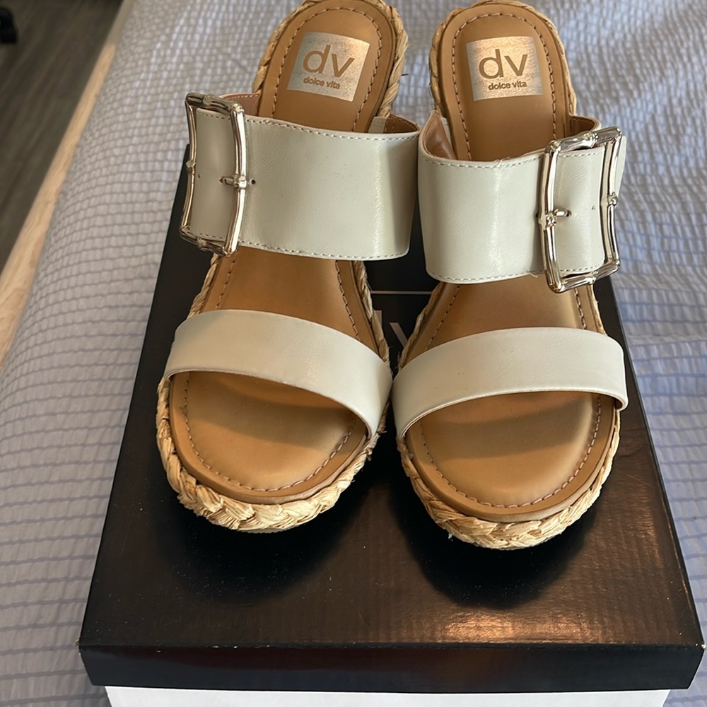 Dolce Vita Cute Ivory Wedges